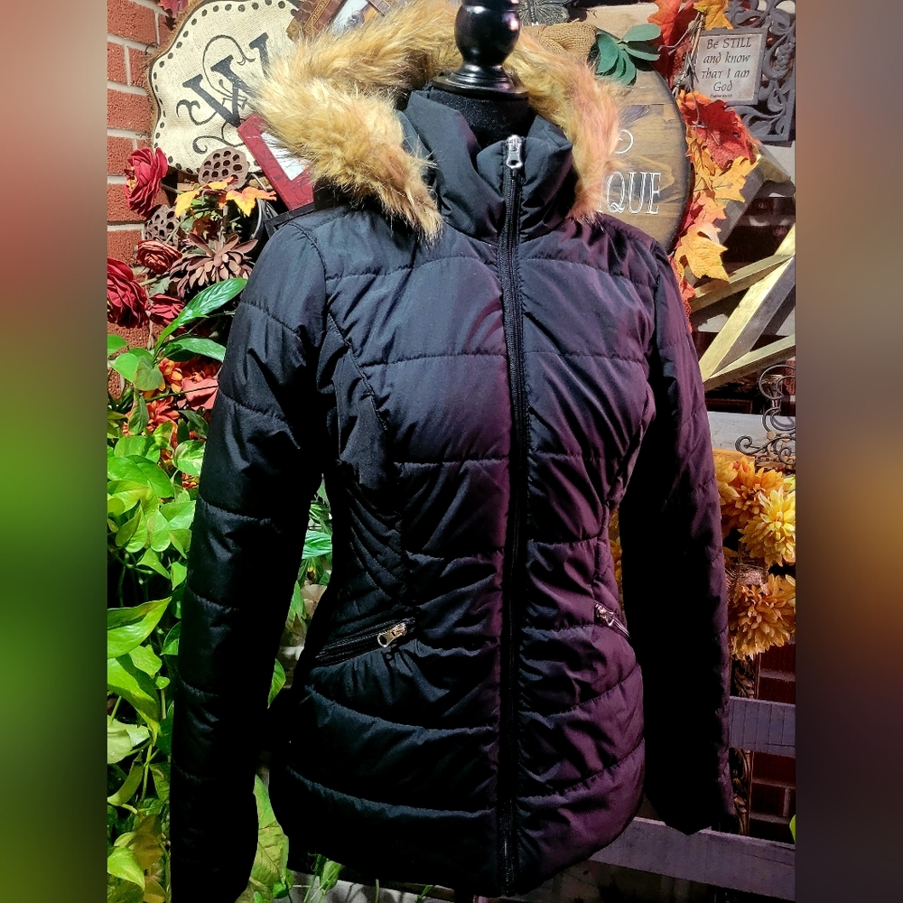 Krush Puffer Jacket - Picture 3 of 9